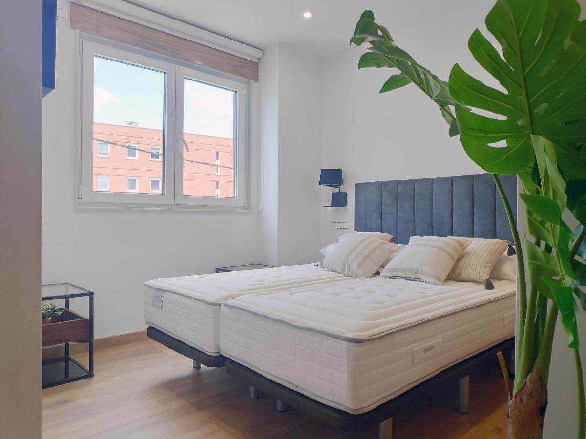 Apartamentos Rey By Como En Casa سانتياغو دي كومبوستيلا المظهر الخارجي الصورة