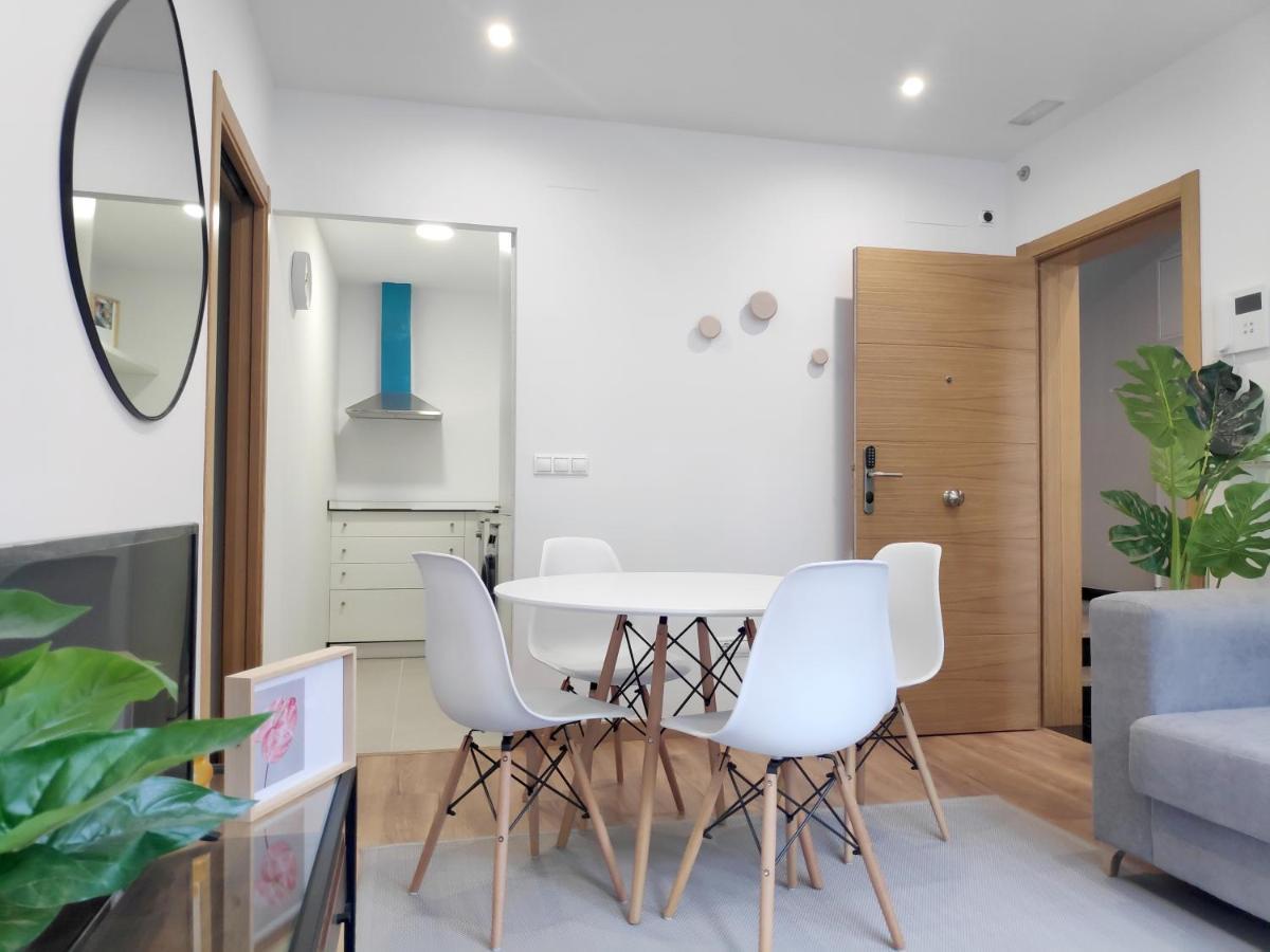 Apartamentos Rey By Como En Casa سانتياغو دي كومبوستيلا المظهر الخارجي الصورة