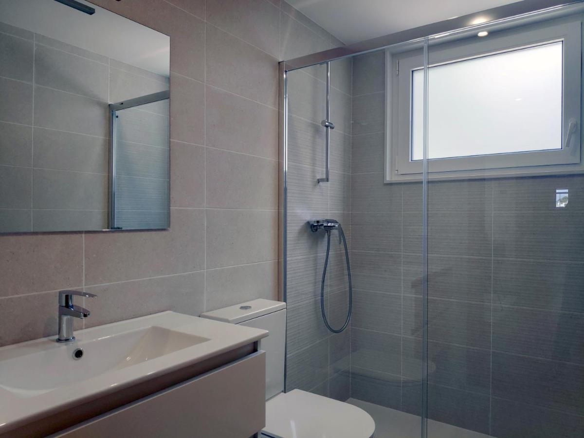 Apartamentos Rey By Como En Casa سانتياغو دي كومبوستيلا المظهر الخارجي الصورة